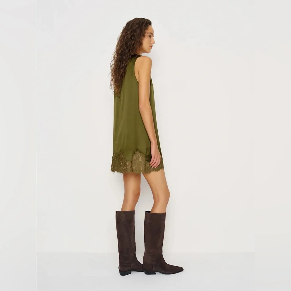 Reformation Jessalyn Silk Dress In Moss Garden, NWOT, NEVER WORN, NO FLAWS. - Picture 4 of 14